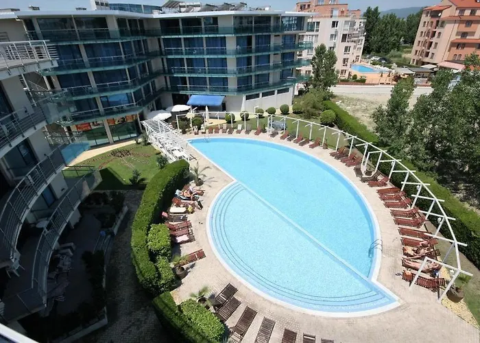 Apartment Large In Sunny Sunny Beach